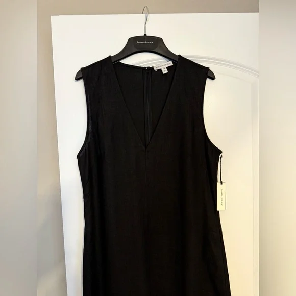 BANANA REPUBLIC Linen V-Neck Maxi Dress NWT - M - Picture 13 of 16